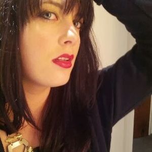 Meet your Posher, Casey